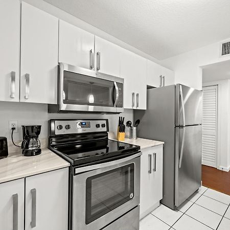Amazing Condo With Free Parking In Brickell Miami Exterior photo